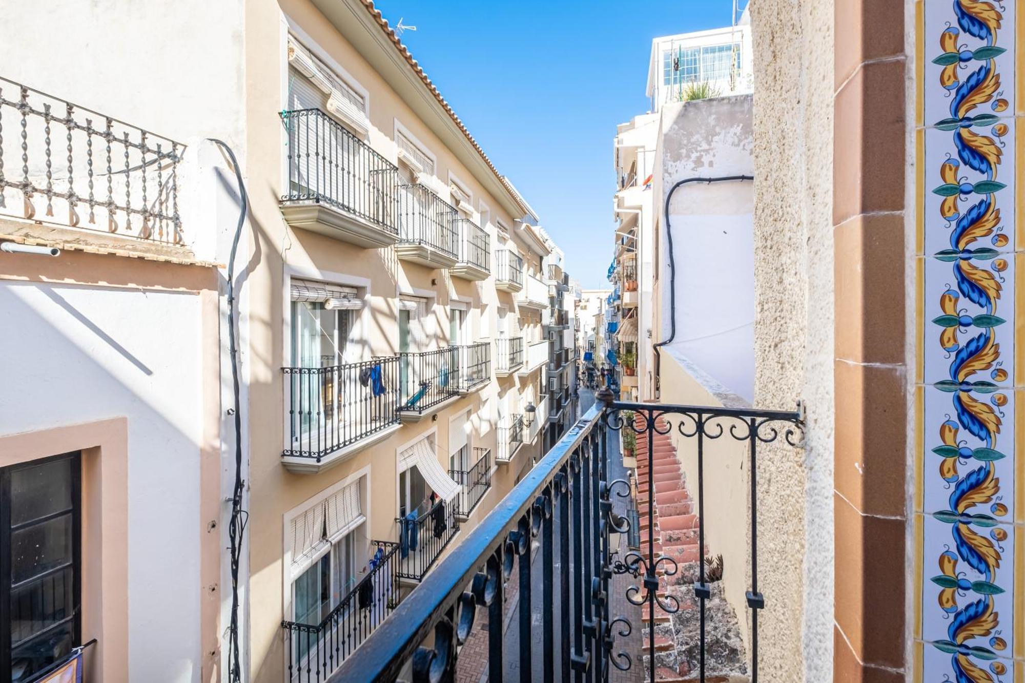 Apartamentos El Castell (Adults Only) Benidorm Bagian luar foto