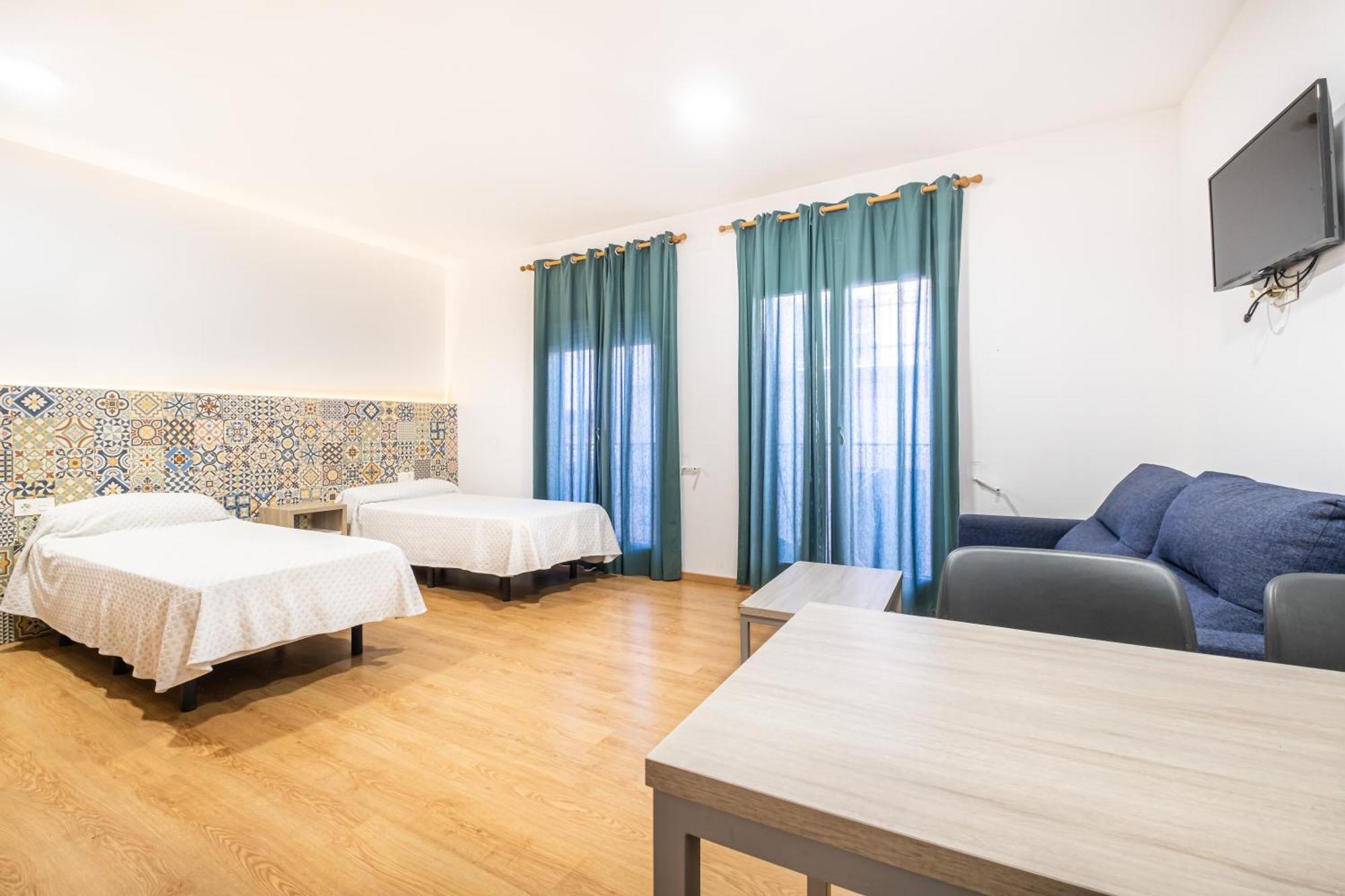 Apartamentos El Castell (Adults Only) Benidorm Bagian luar foto