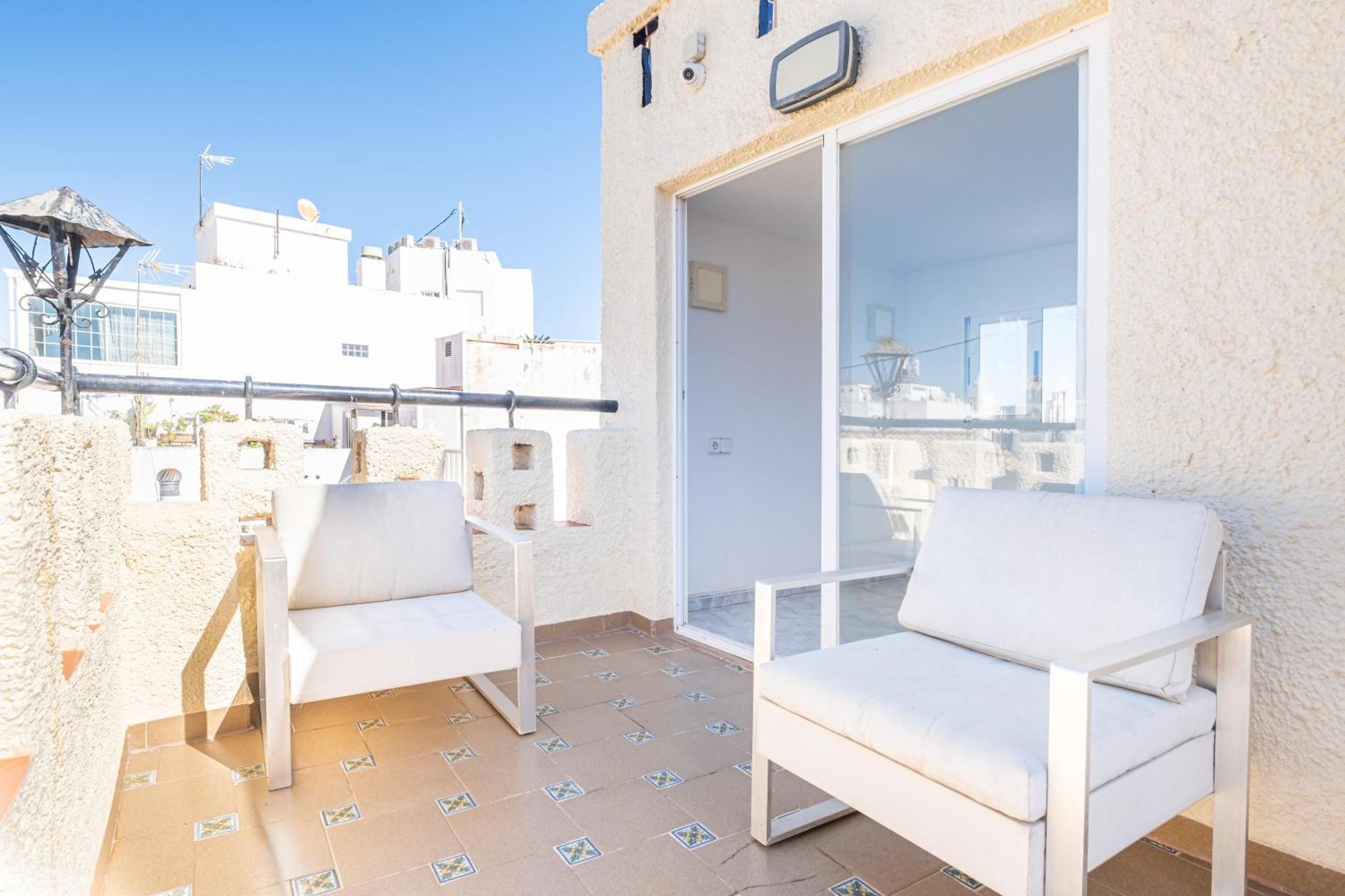 Apartamentos El Castell (Adults Only) Benidorm Bagian luar foto